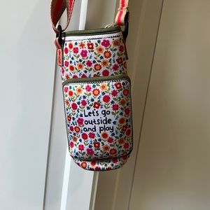 Natural life water bottle holder